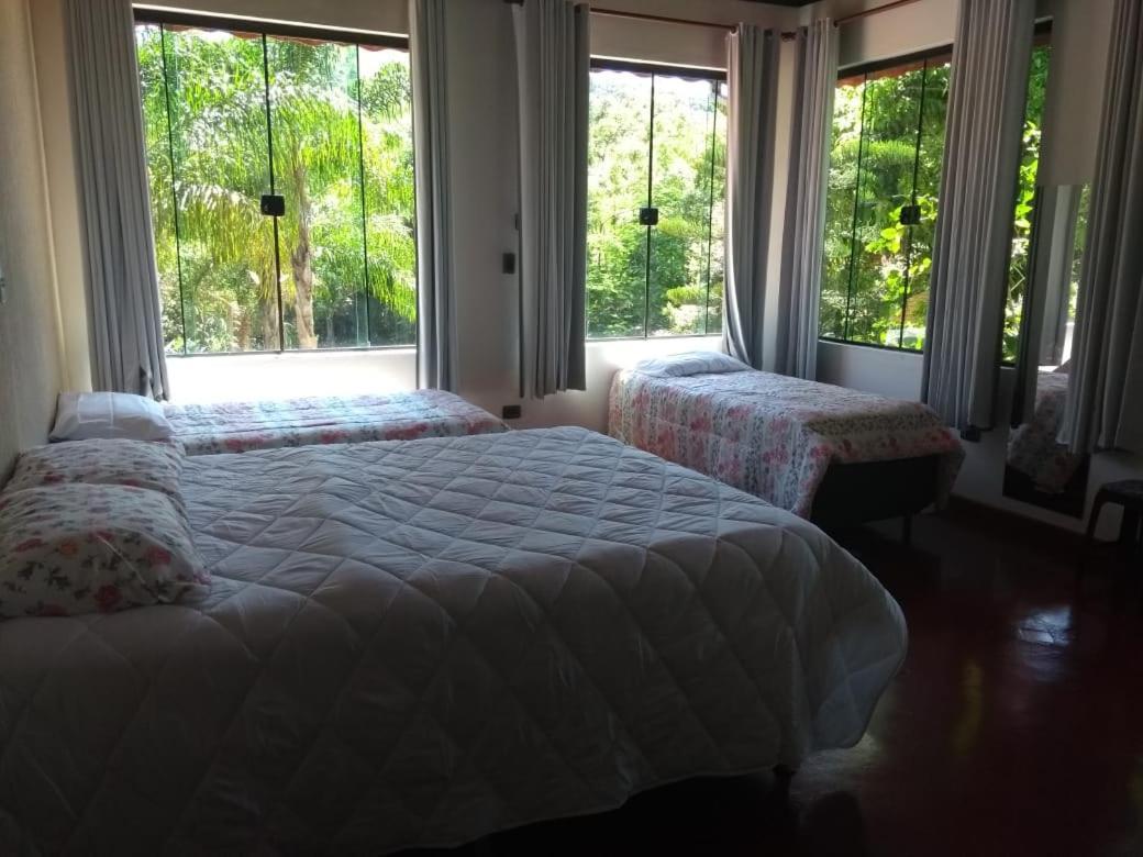 Chacara Do Delei Villa เซาลูอิส ดู ปาราจิงกา ภายนอก รูปภาพ